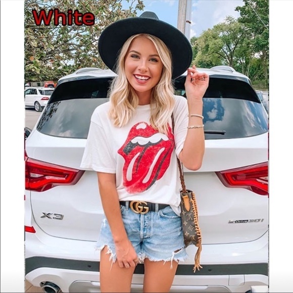 Tops - Trendy Lips T-Shirt